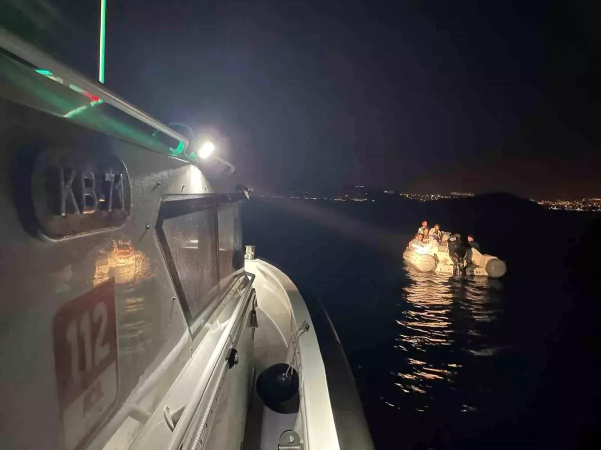 Bodrum'da Denizde Sürüklenen 20 Göçmen Kurtarıldı