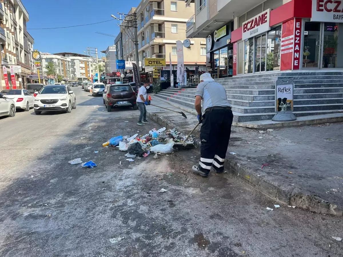 Buca Belediyesi'nde Çöp Toplama Çalışmaları Başladı