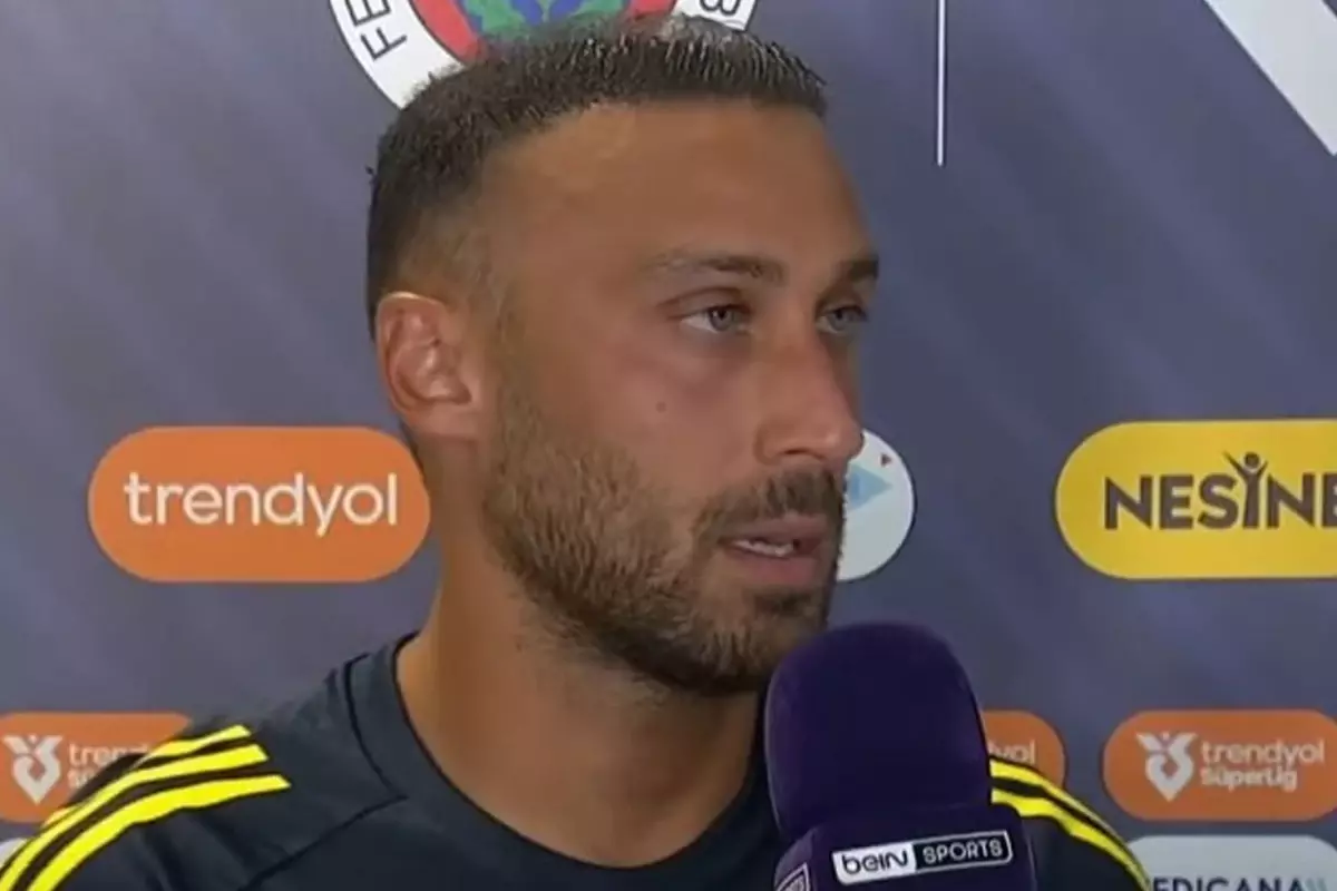 Cenk Tosun: Rakibe sordum, o bile 'elime çarptı' dedi