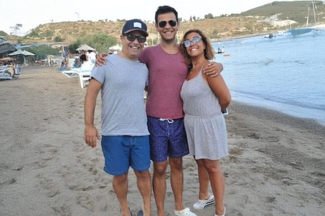 Çiçek Dilligil's son came to the agenda with gender transition: His latest appearance drew attention