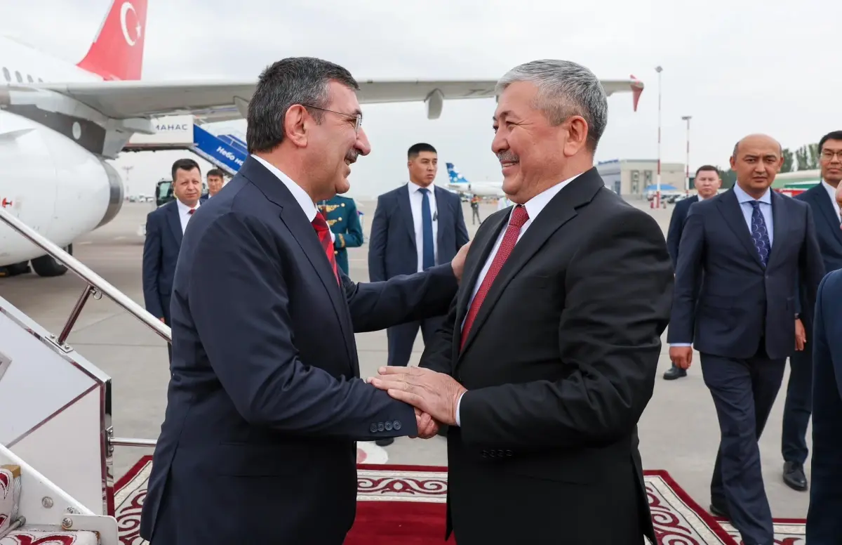 Cevdet Yılmaz Kırgızistan'da KEK Toplantısına Katıldı