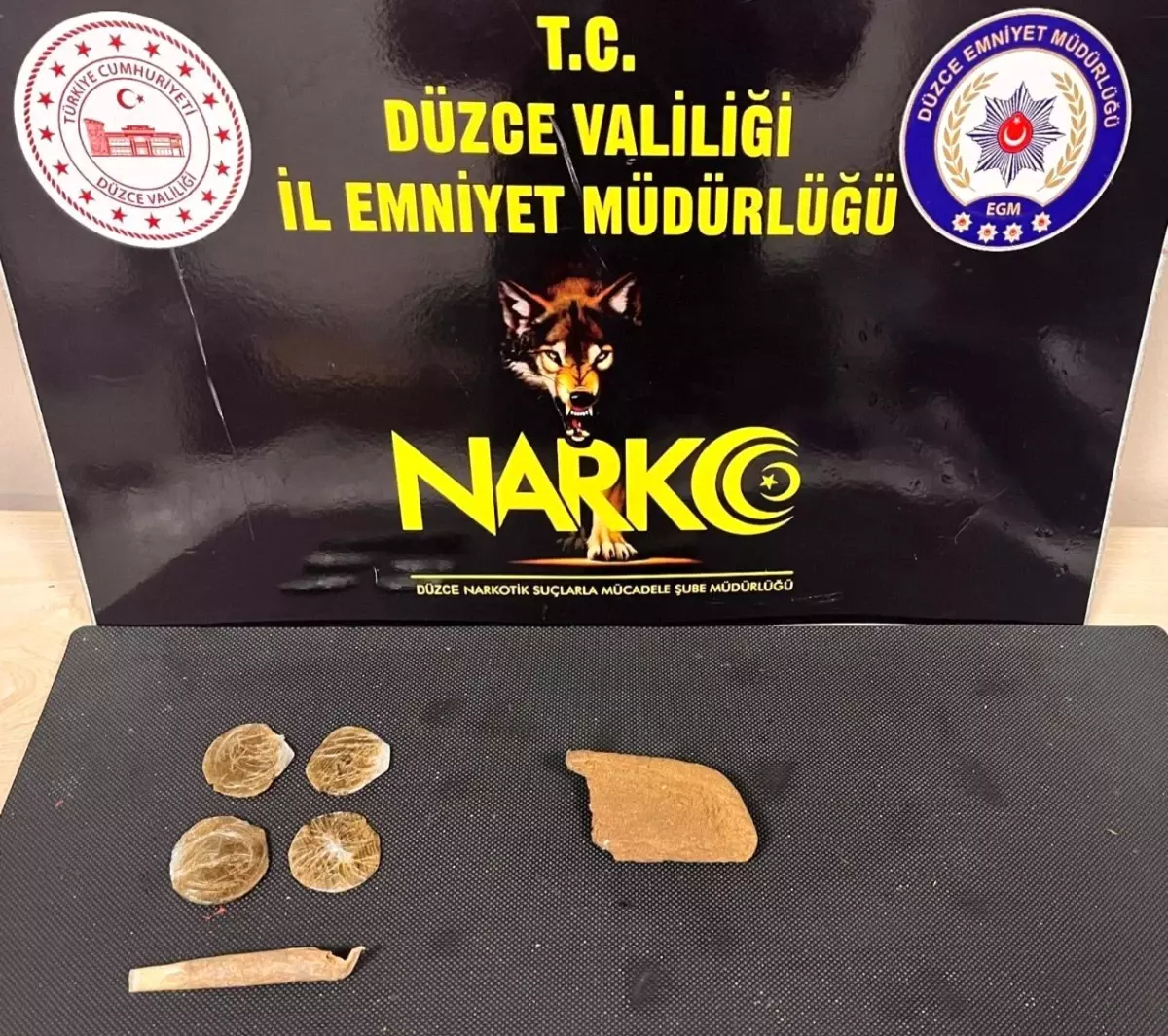 Düzce'de Uyuşturucu Operasyonları: İki Tutuklama