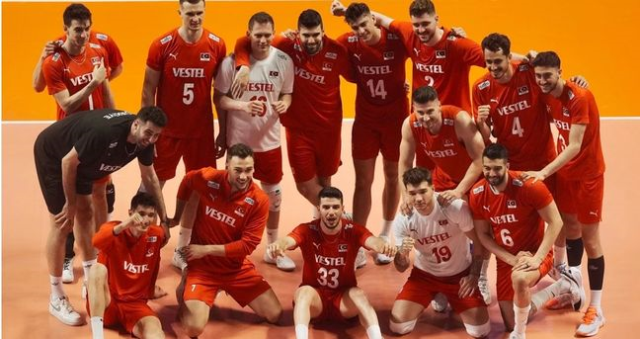 FİLENİN EFELERİ MAÇ TAKVİMİ: Türkiye - Hollanda voleybol maçı ne zaman, saat kaçta ve hangi kanalda?