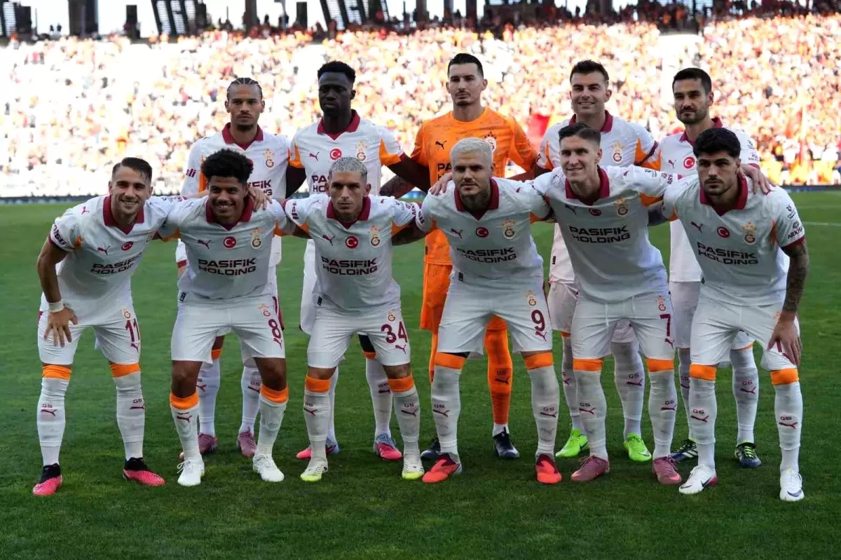 Galatasaray, UEFA Şampiyonlar Ligi'nde Eintracht Frankfurt ile Mücadele Edecek
