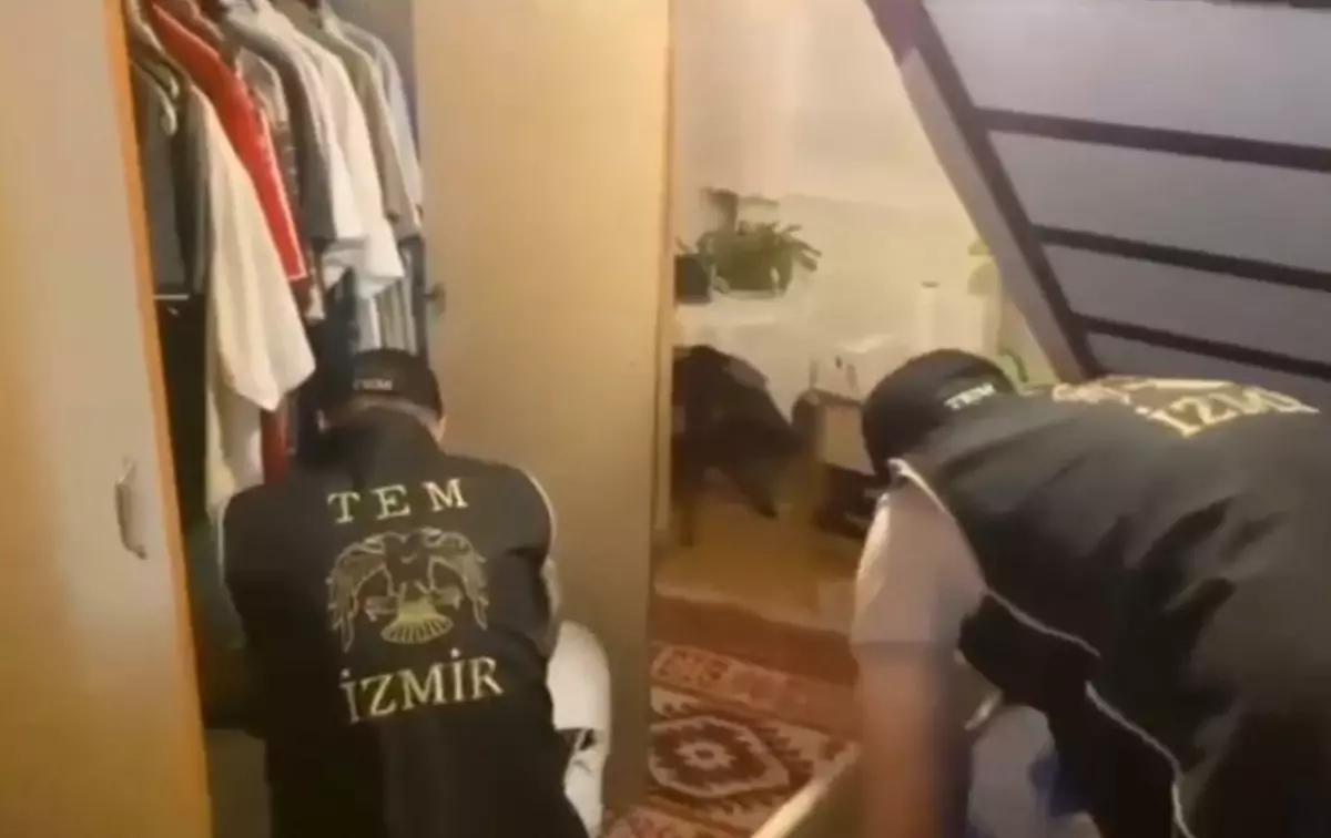 İzmir'de MLKP Terör Örgütüne Yönelik Operasyon: 18 Gözaltı
