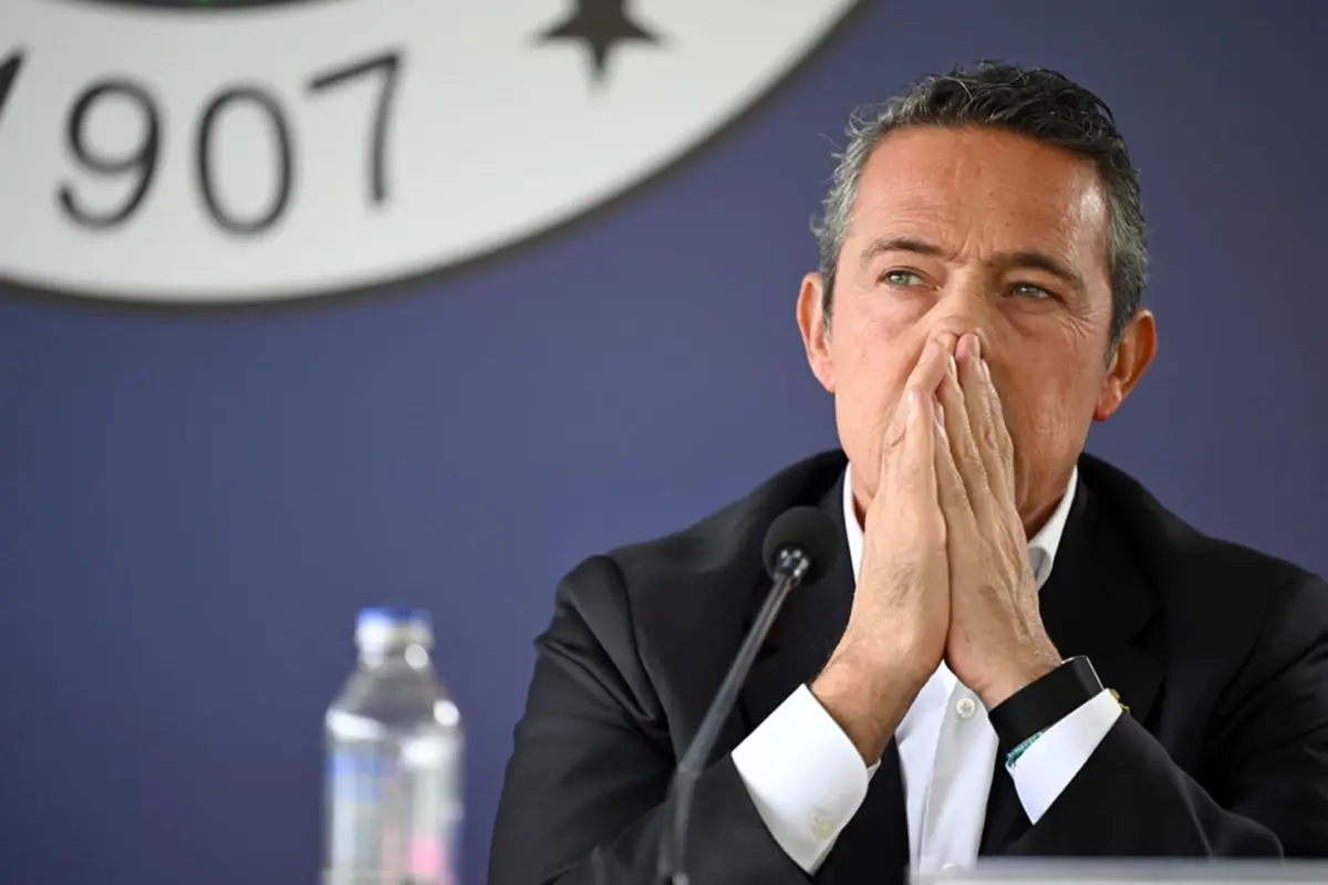 Kadıköy'de Ali Koç'a büyük tepki
