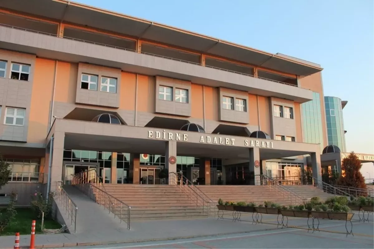 Edirne'de Yasa Dışı Göç Girişimi: 4 Kişi Gözaltına Alındı