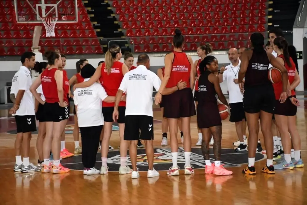 Melikgazi Kayseri Basketbol Transfer Sürecini Tamamladı