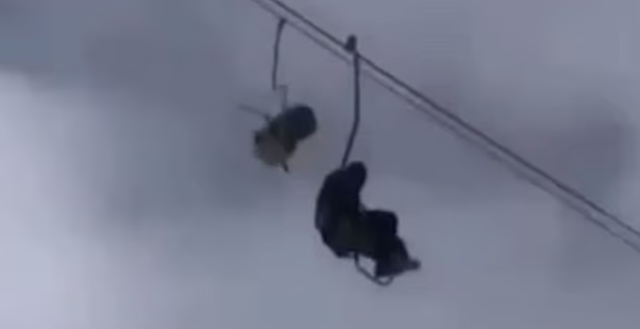 rusya da teleferik faciasi 3 olu 9 yarali 19057673 1650 m