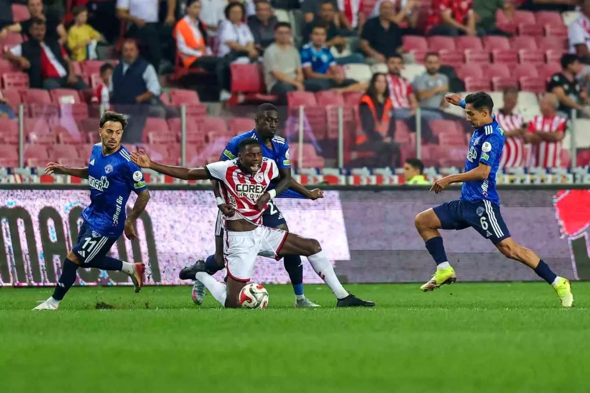 Trendyol Süper Lig: Samsunspor: 0 Kasımpaşa: 0 (Maç devam ediyor)
