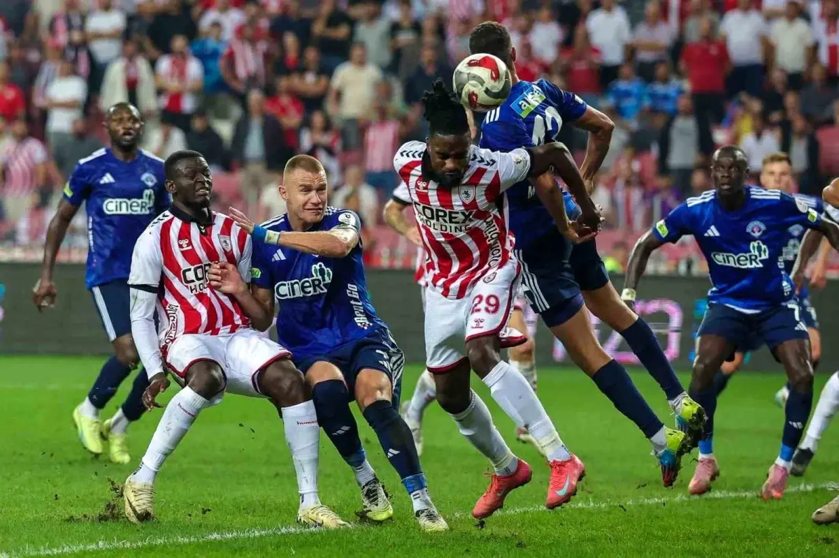 Samsunspor ve Kasımpaşa Golsüz Berabere Kaldı