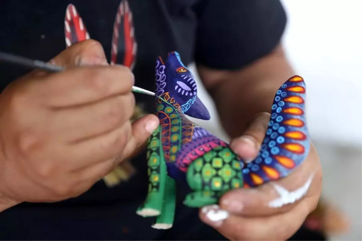 Oaxaca'da Renkli Ahşap Oyma Sanatı ve Ekonomik Katkısı