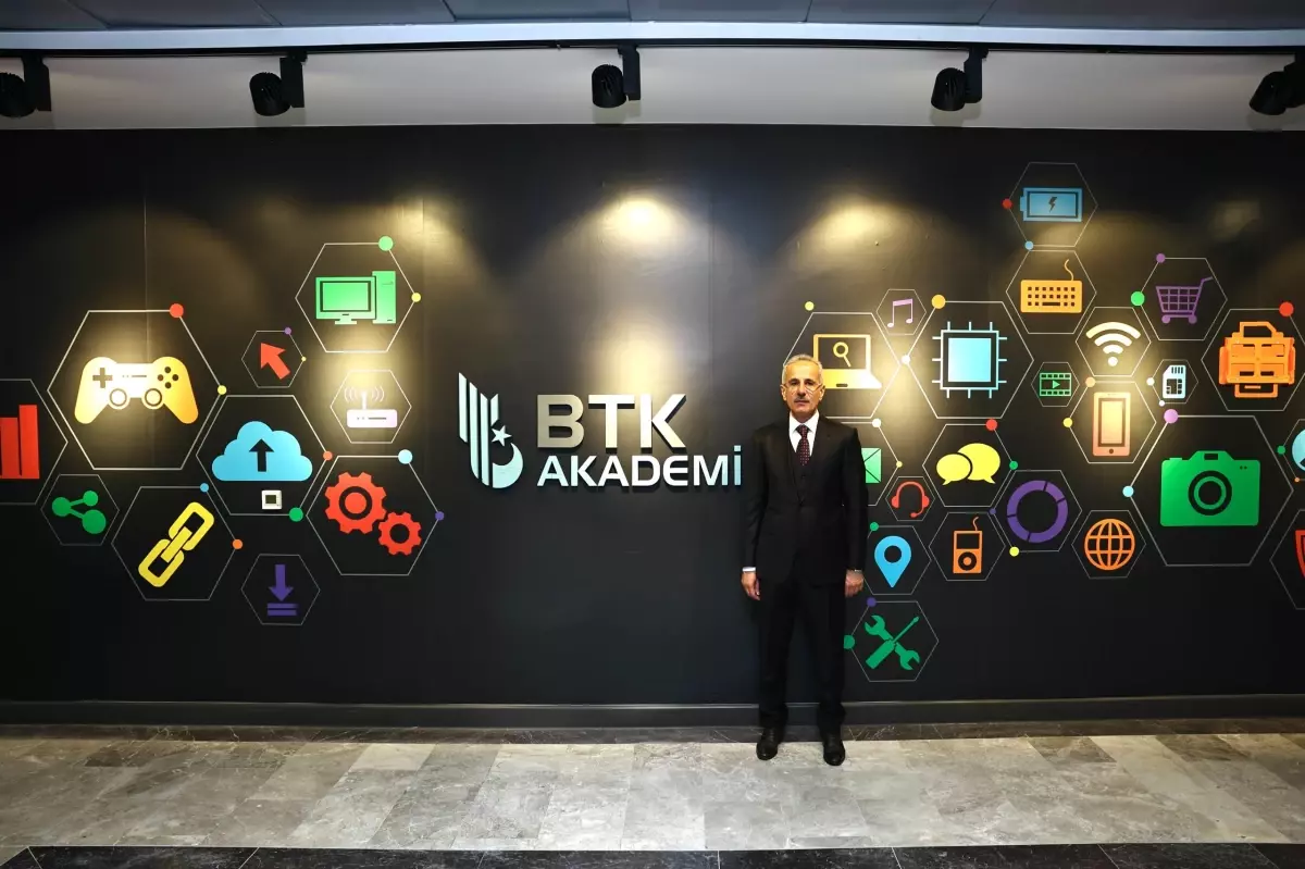 BTK Akademi, Ücretsiz ve Sertifikalı 10 Yeni Eğitim Sunuyor