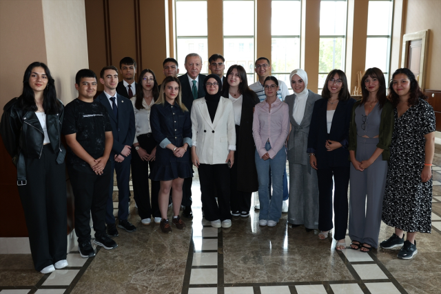 Cumhurbaşkanı Erdoğan'dan Netanyahu'yu hop oturtup hop kaldırtacak sözler Cumhurbaşkanı Erdoğan'dan Netanyahu'yu hop oturtup hop kaldırtacak sözler