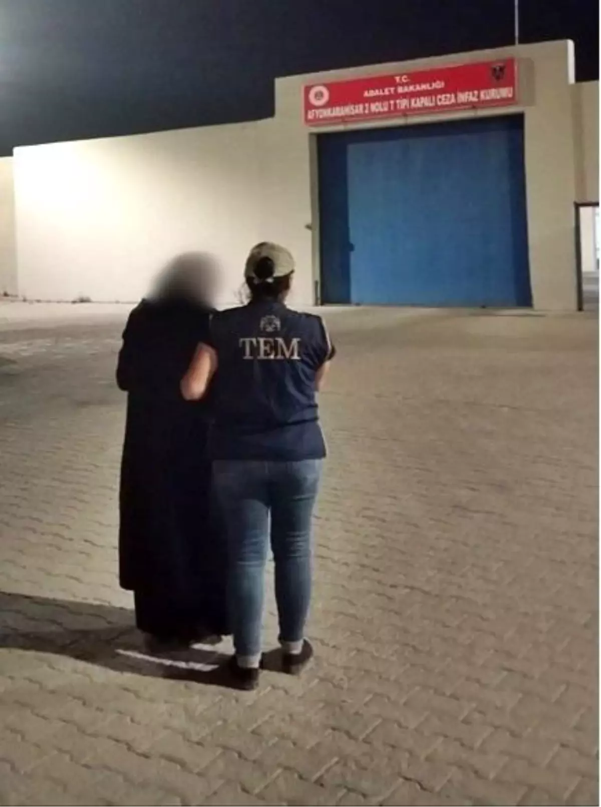FETÖ Üyesi 7 Yıl 6 Ay Hapis Cezalı Şahıs Afyonkarahisar'da Yakalandı