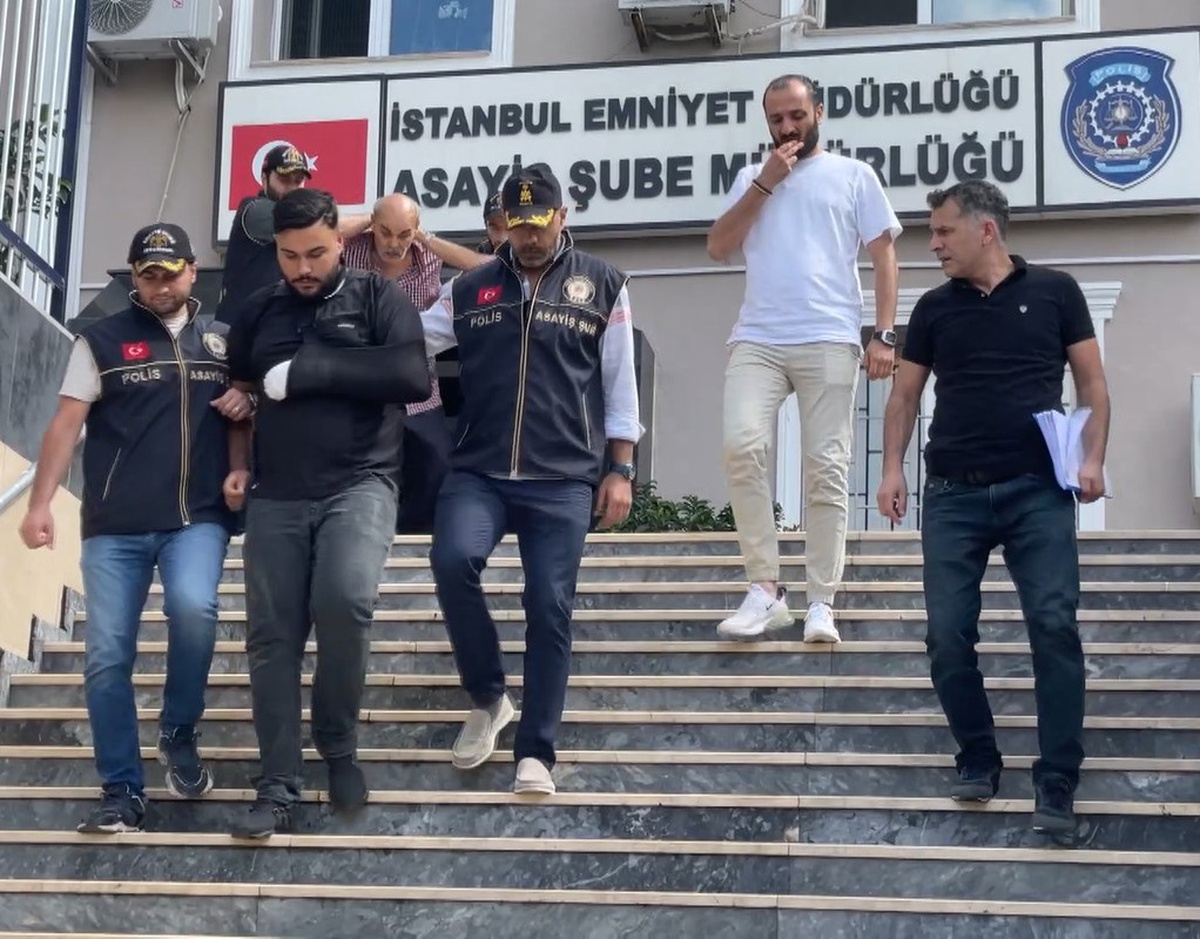 Güngören'de Bıçaklı Kavga: Komşuya Saldırı