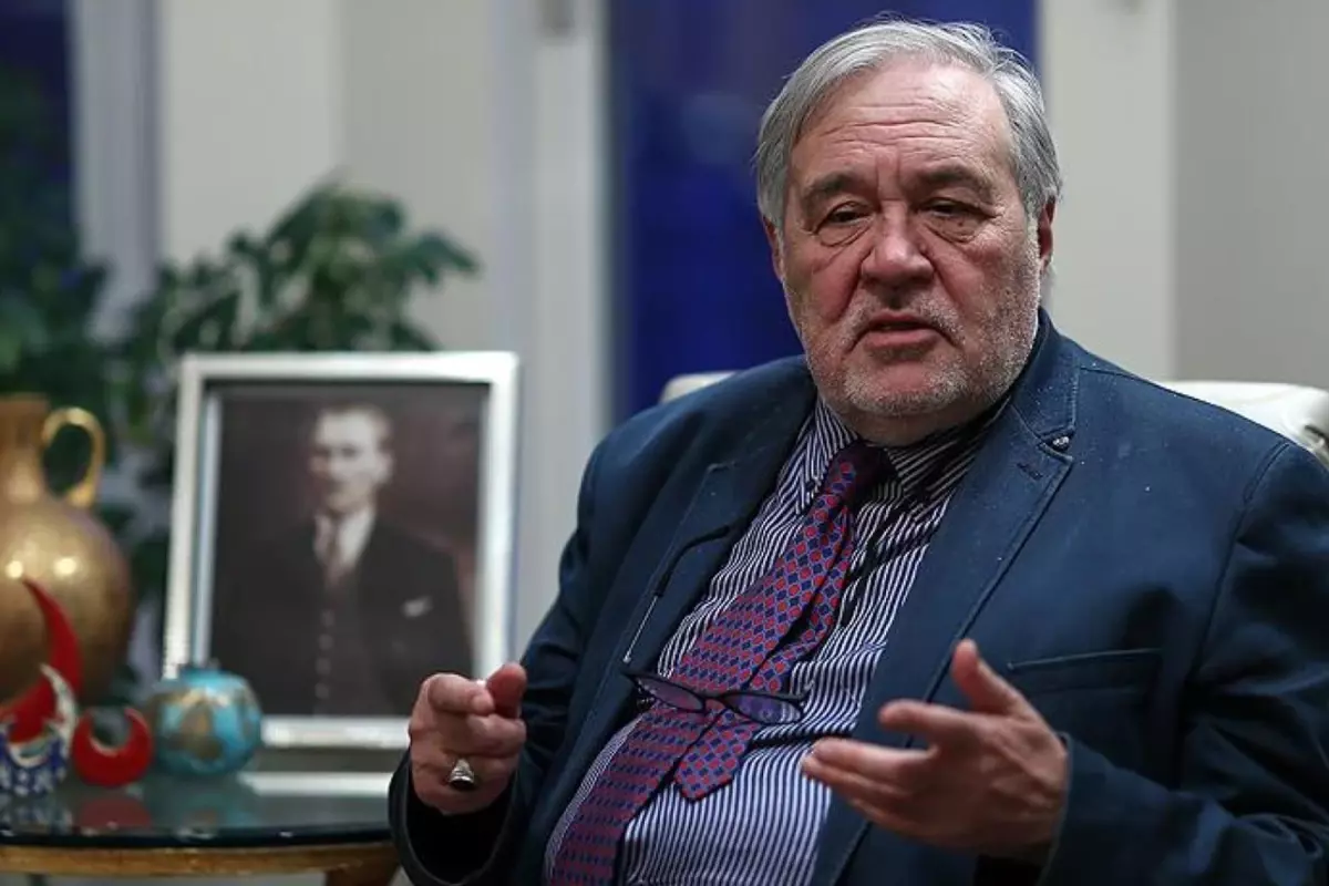 İlber Ortaylı'dan Rizelileri kızdıracak sözler: Sivri akıllı birisi bunlara çay öğretmiş