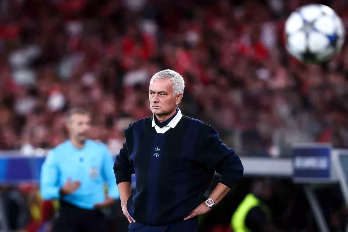 Benfica, Mourinho ile Anlaştı