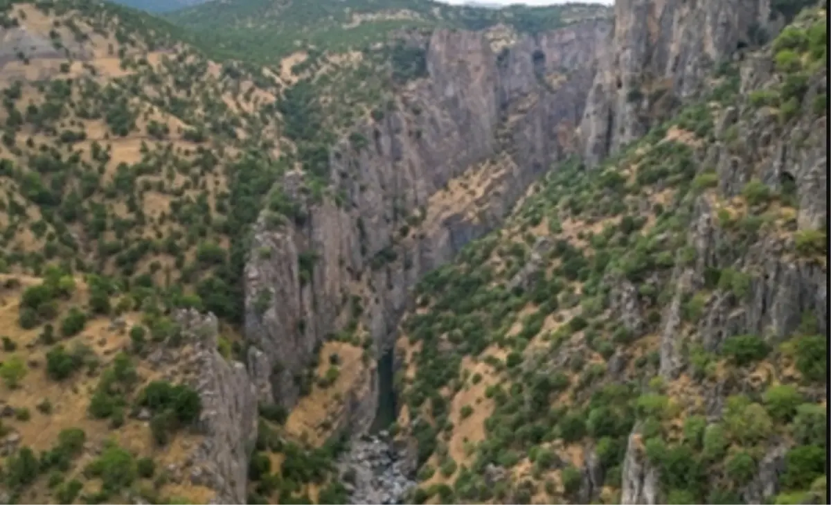 Kamçatka Yarımadası nerede, Kamçatka Yarımadası'nda yaşayan insan var mı?