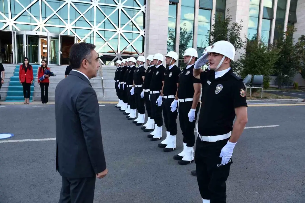 Yeni Emniyet Müdürü Murat Abdullah Tombul Kars'ta Göreve Başladı