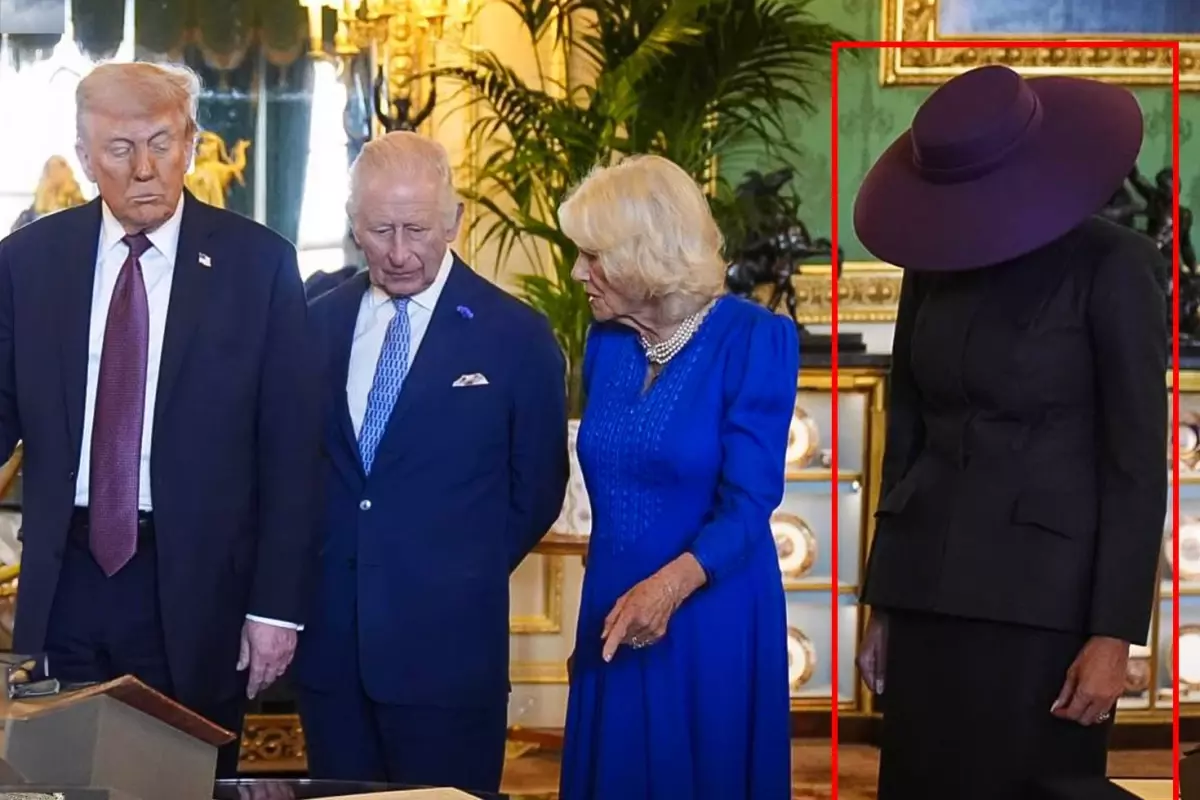 Kraliyet törenine Melania Trump'ın mor şapkalı tarzı damga vurdu