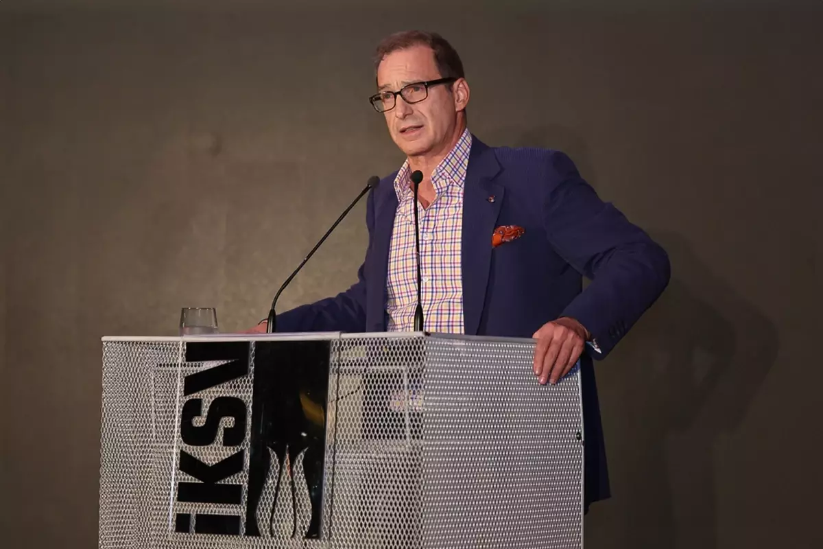 Ömer Koç'tan İstanbul Bienali'nin açılışına damga vuran Gazze tepkisi