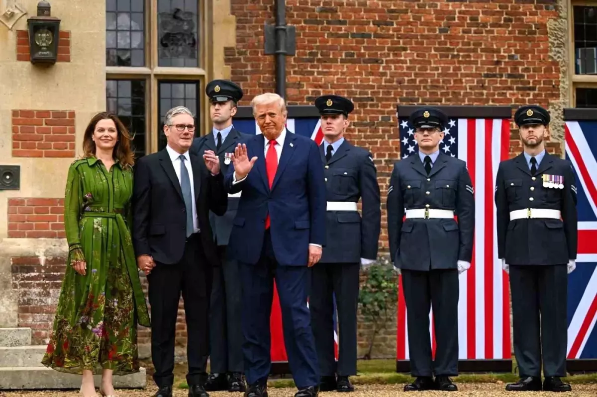 Trump ve Starmer, Chequers'ta Görüştü