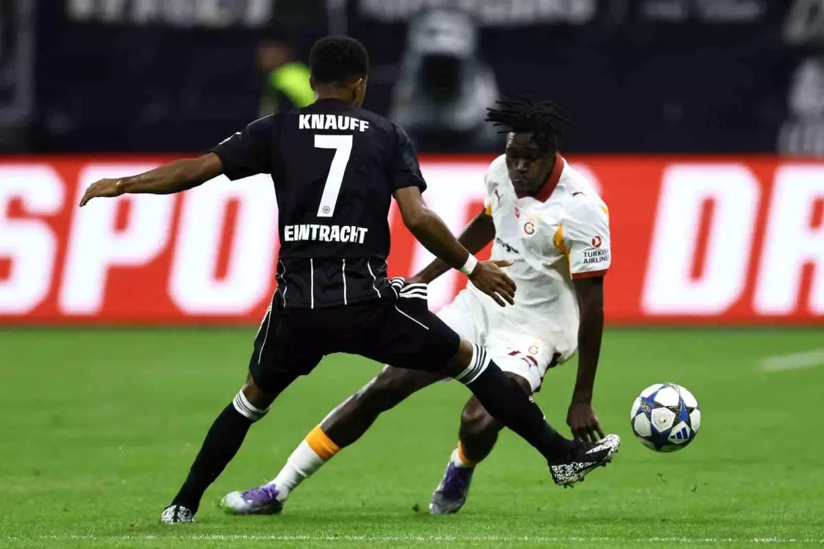 Galatasaray, Eintracht Frankfurt'a Deplasmanda 3-1 Yenik Duruma Düştü