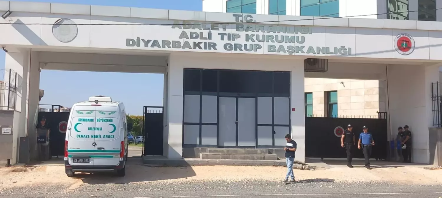 Diyarbakır'da Römorkun Altında Kalan 6 Yaşındaki Çocuk Hayatını Kaybetti