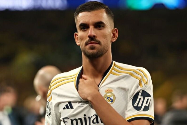 ali koc fenerbahce ye transfer olacak dunya 19066112 74 m