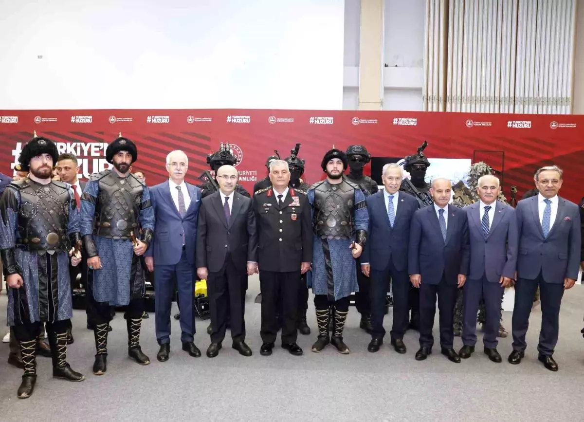 Ankara Ticaret Odası, İç Güvenlik Ekipmanları Fuarı'na Katıldı