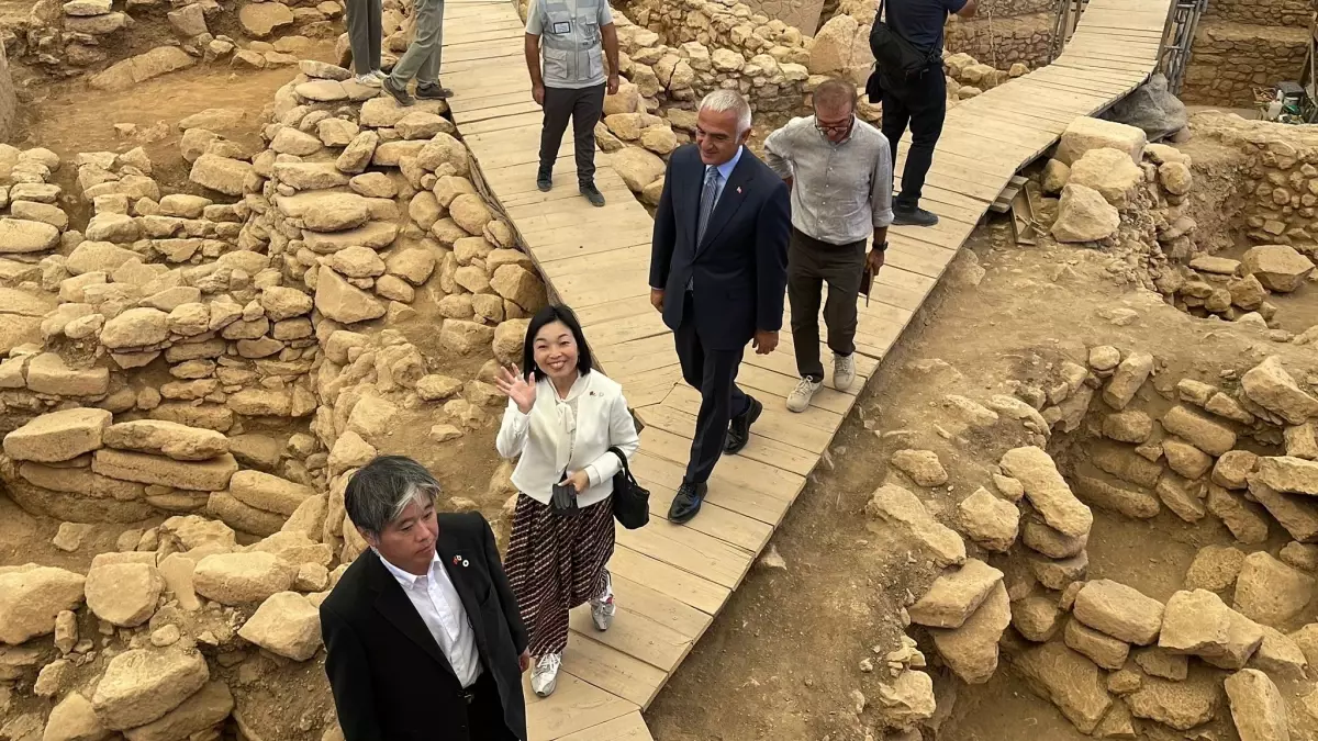 Kültür ve Turizm Bakanı Ersoy, Göbeklitepe'de Önemli Keşifleri Açıkladı