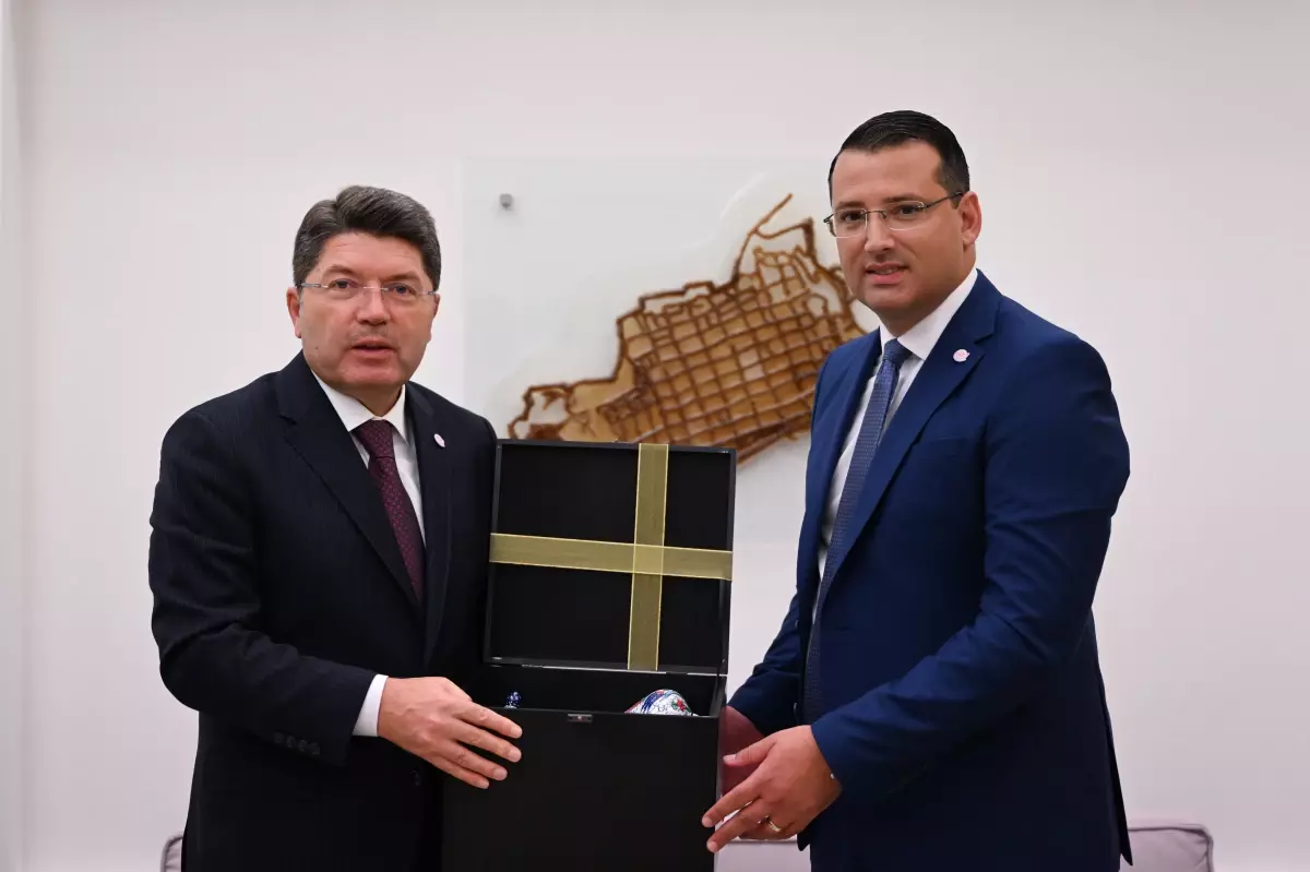 Türkiye ve Malta Adalet Bakanları İş Birliği Görüşmesi Gerçekleştirdi
