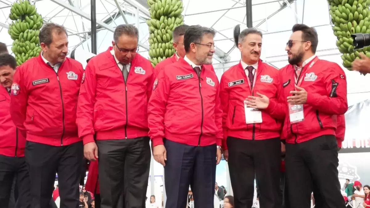 Tarım ve Orman Bakanı Yumaklı, Teknolojinin Tarımda Kullanımını Vurguladı