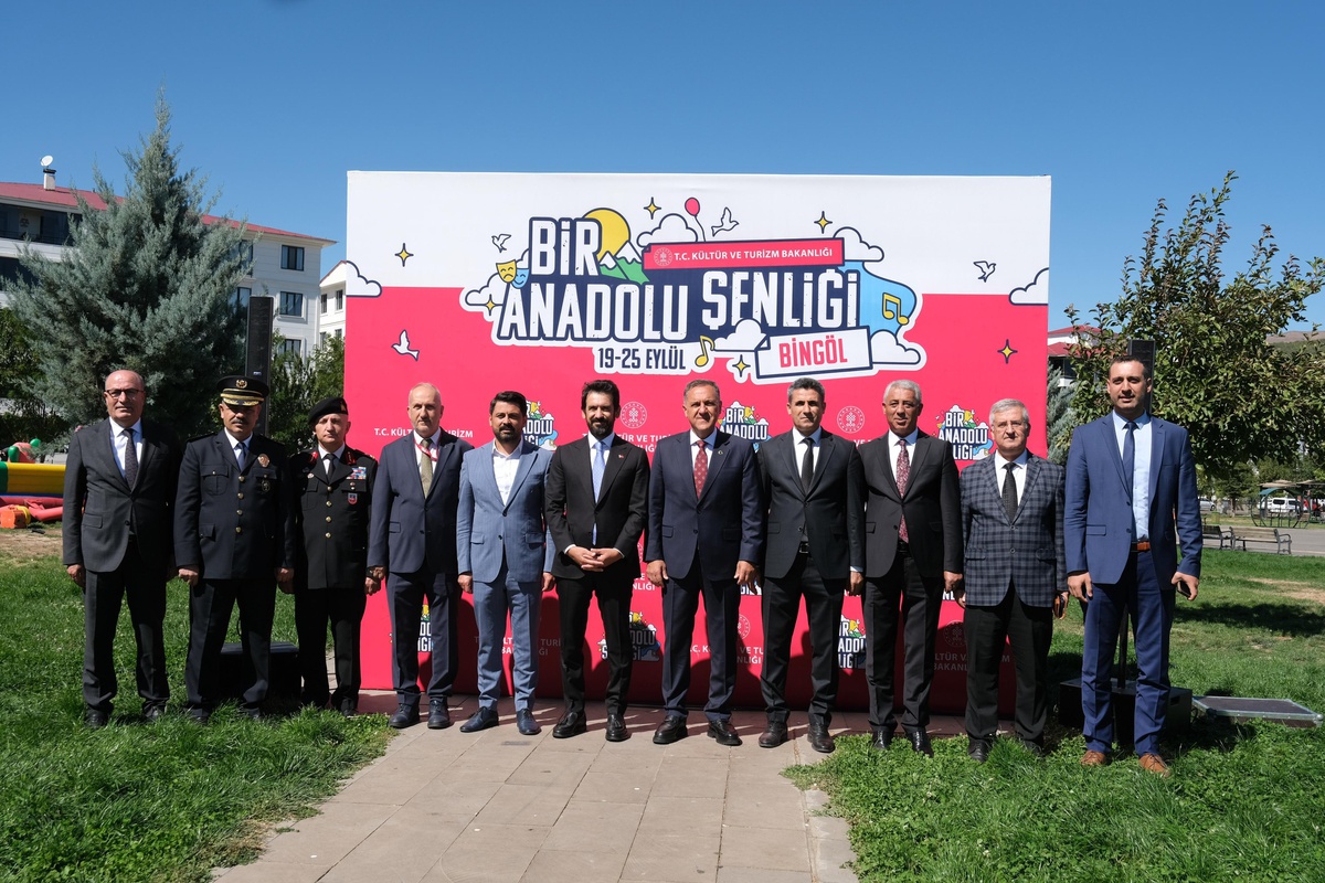 Bingöl'de 'Bir Anadolu Şenliği' başladı