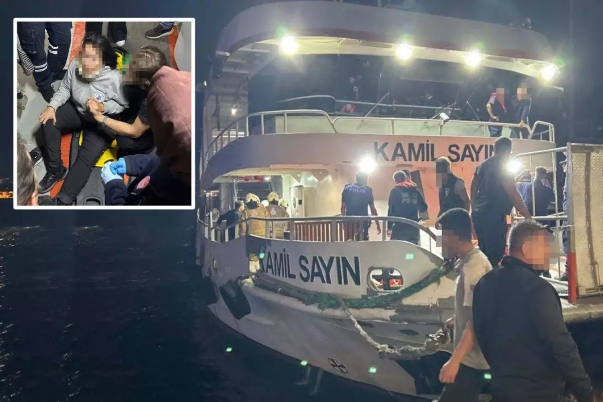 Boğaz'da korku dolu anlar! Yolcu motoru ile kuru yük gemisi çarpıştı: 12 yaralı