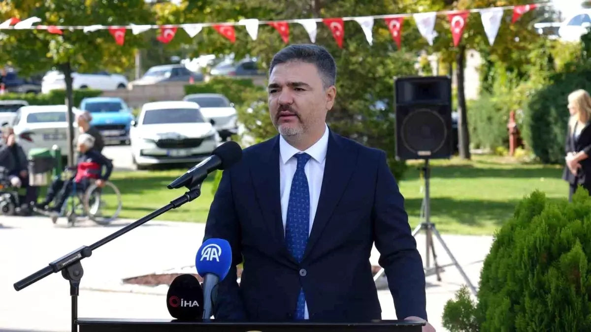 Gazi Akbaş: 'Gazi olmak, bayrağın dalgalanması uğruna ömründen ömür vermektir'