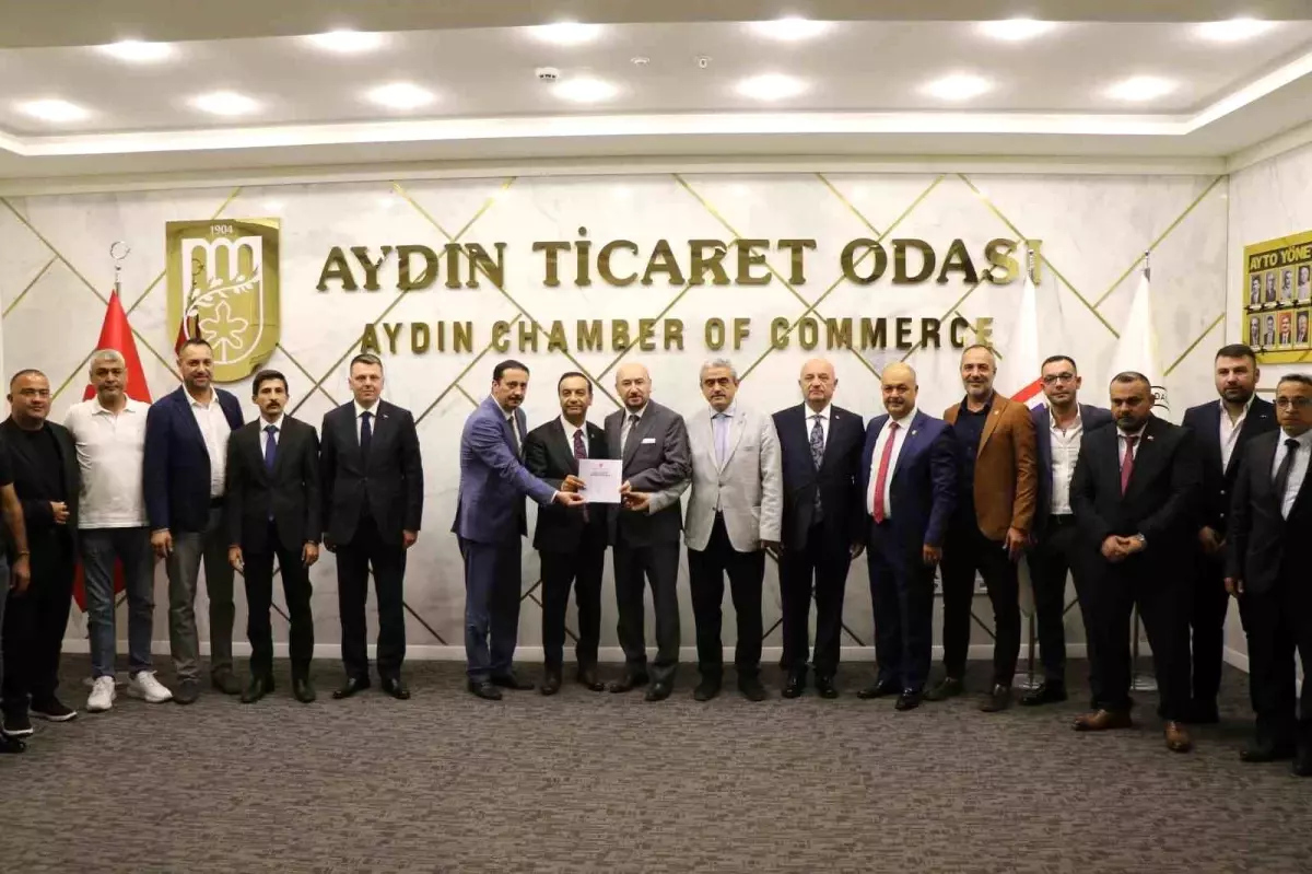 MHP Heyeti Aydın Ticaret Odası'nı Ziyaret Etti