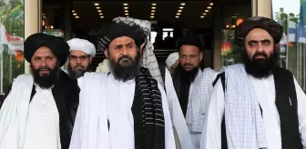 Taliban kadın yazarların kitaplarını yasakladı