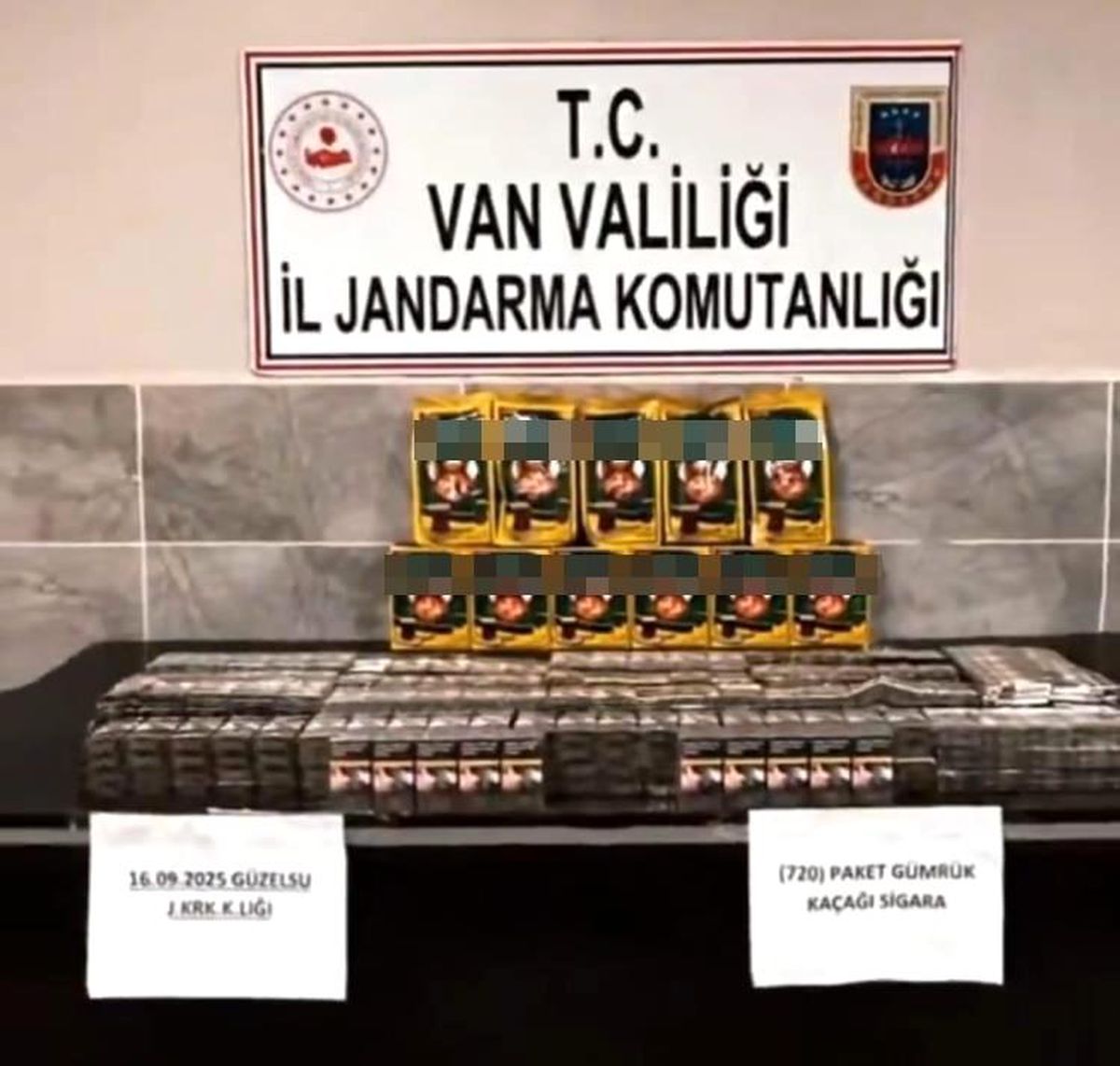 Gürpınar'da Kaçak Sigara Operasyonu: 720 Paket Ele Geçirildi