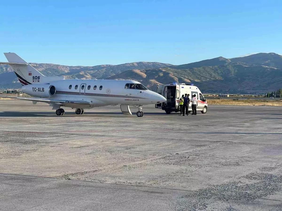 Bitlis'ten Uçak Ambulansla Ankara'ya Sevk