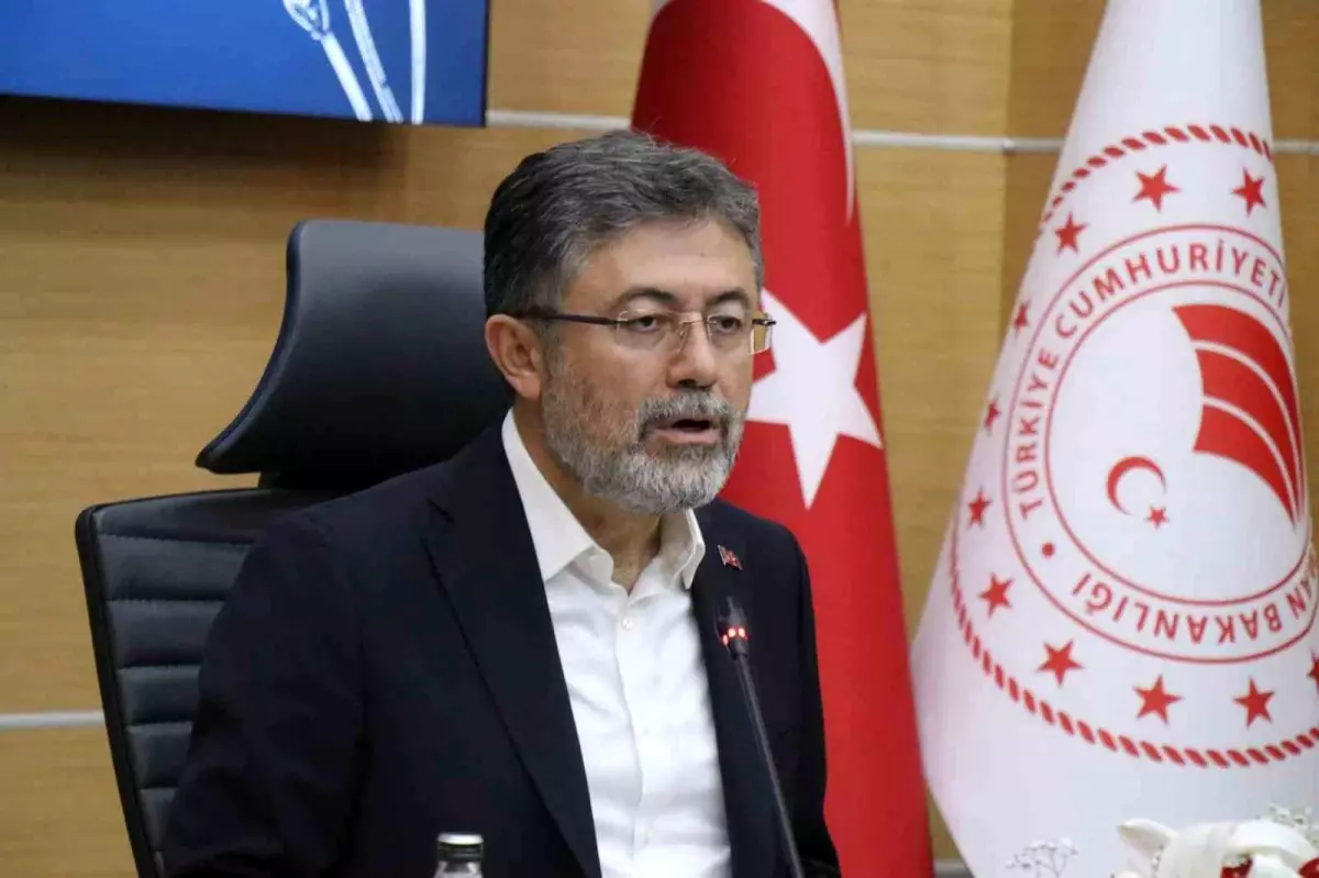 Bakan Yumaklı: 'Üreticimizin emeği kırmızı çizgimizdir'