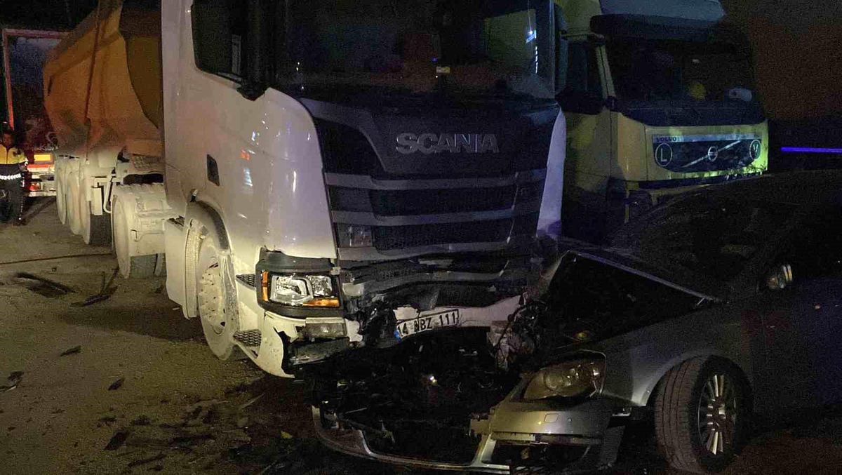 Bolu'da Kaza: 4 Kişi Ağır Yaralandı