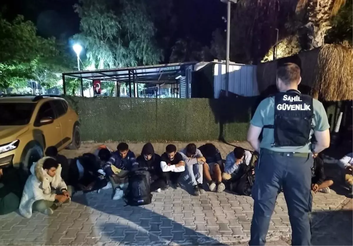 Seferihisar'da 14 Düzensiz Göçmen Yakalandı