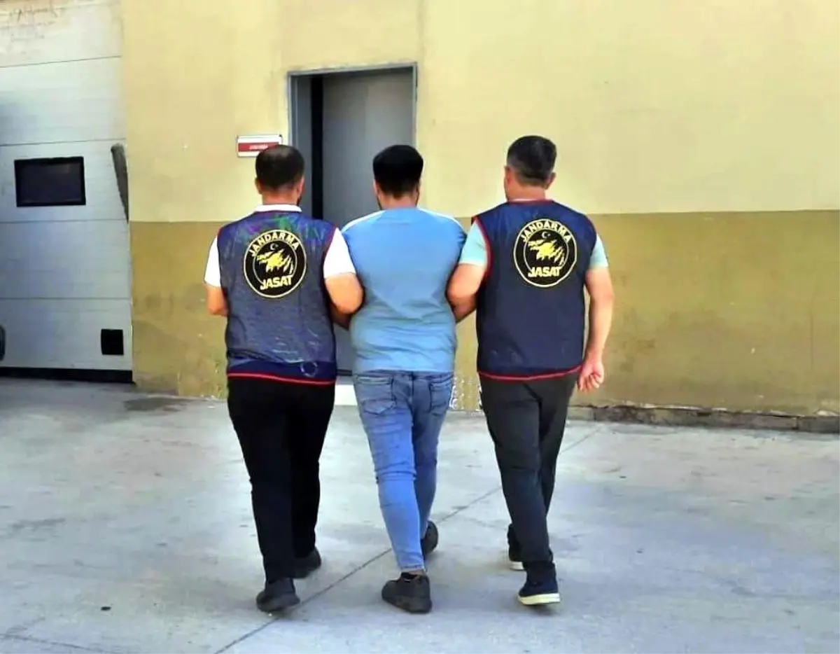 Gaziantep'te Aranan 3 Şahıs Jandarma Tarafından Yakalandı