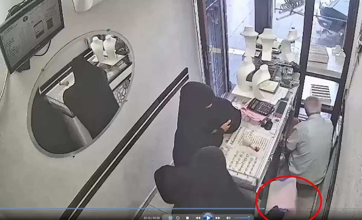 Diyarbakır'da Kuyumcudan 2,5 Kilogram Altın Çalındı