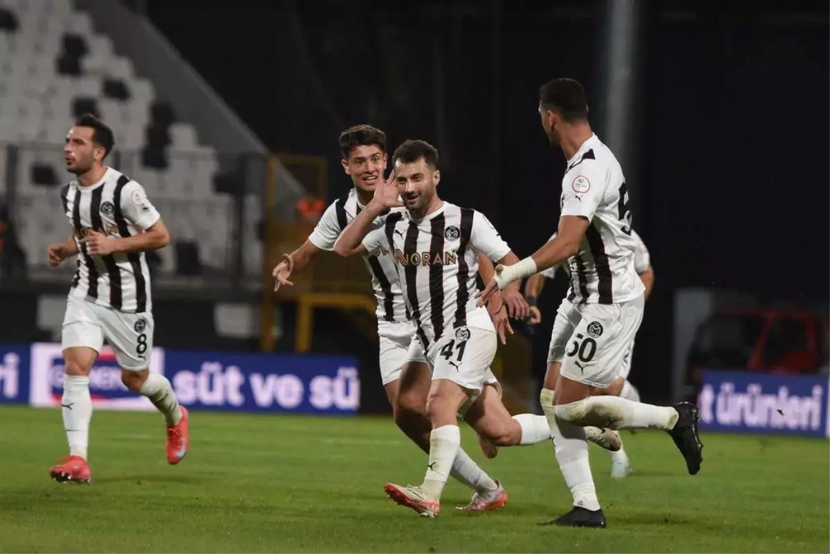 Manisa FK, Esenler Erokspor'a Uzatma Dakikalarında Yenildi: 3-4