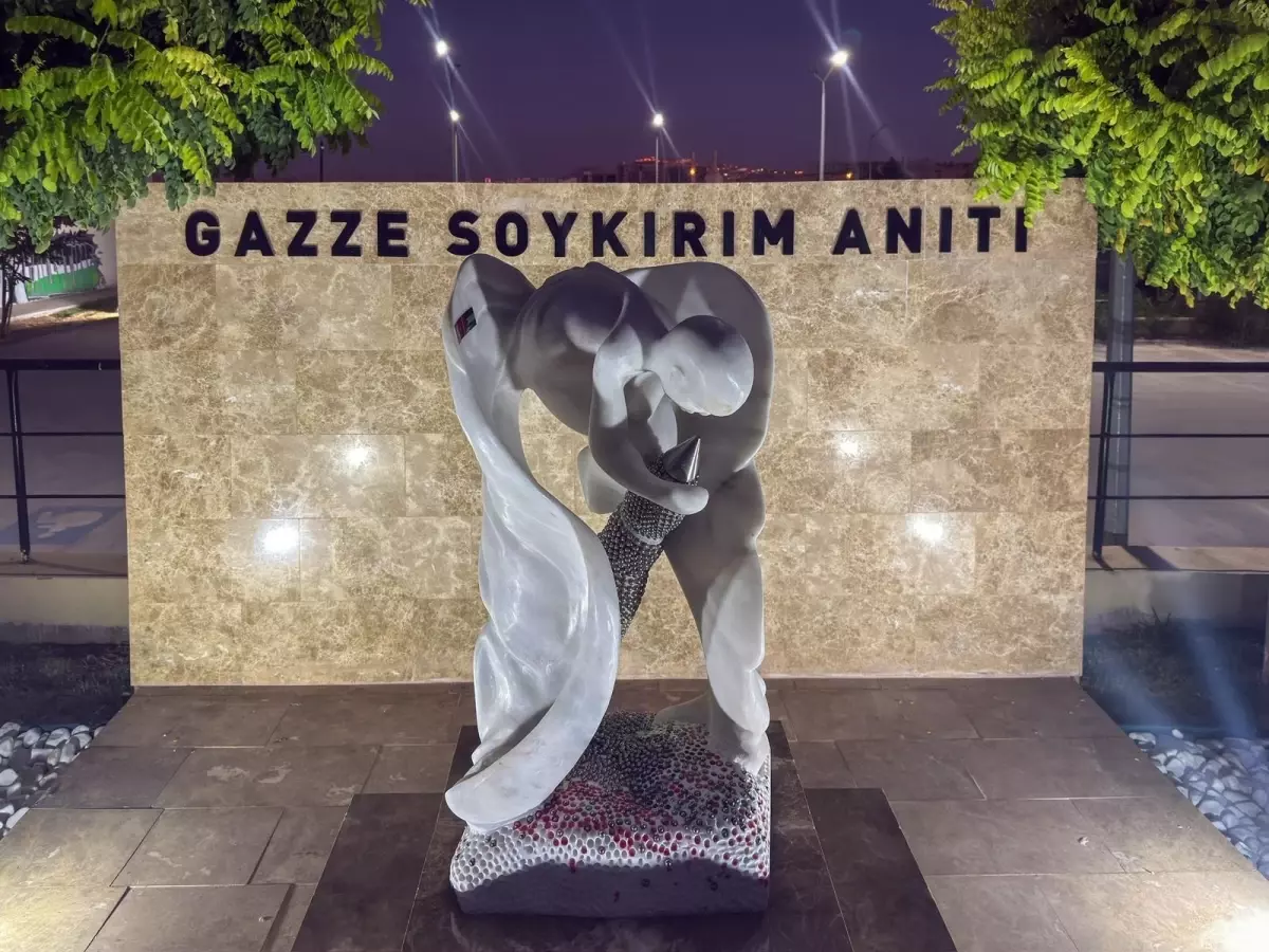 Mardin Artuklu Üniversitesi'nde 'Gazze Soykırım Anıtı' Dikildi