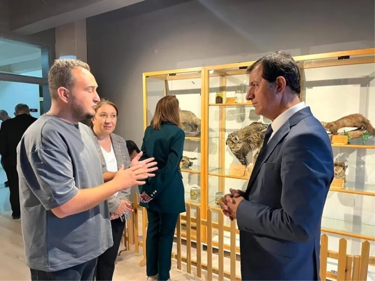 Ardahan Üniversitesi Rektörü'nden Artvin Çoruh Üniversitesi'ne Nezaket Ziyareti