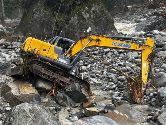 The first moment of the flood in Rize was captured by security cameras